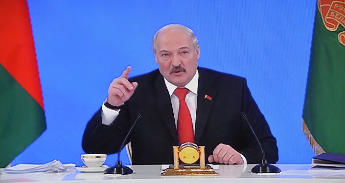 В Кремле поведали о потерях РФ от беспошлинных поставок нефти в республику Беларусь
