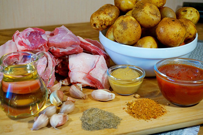 Ребрышки Брутальные с картофелем Ребрышки Брутальные с картофелем