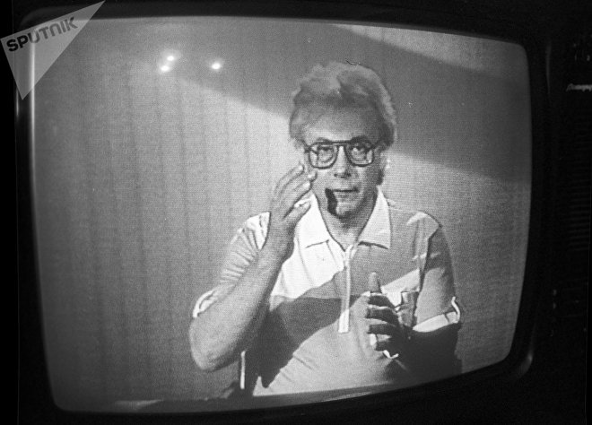 Экстрасенс Аллан Чумак во время психотерапевтического сеанса